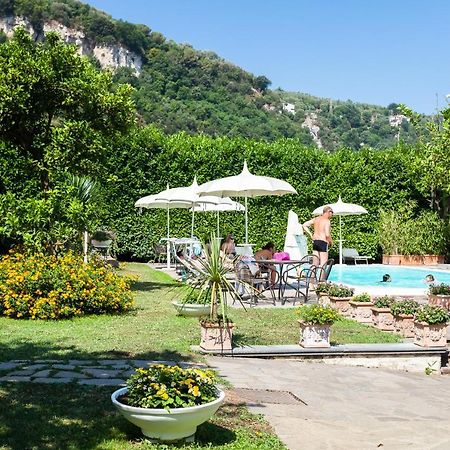 Casa Sorrento, Immerso Nel Verde A Pochi Passi Dal Centro Экстерьер фото