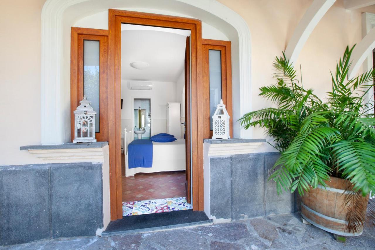 Casa Sorrento, Immerso Nel Verde A Pochi Passi Dal Centro Экстерьер фото